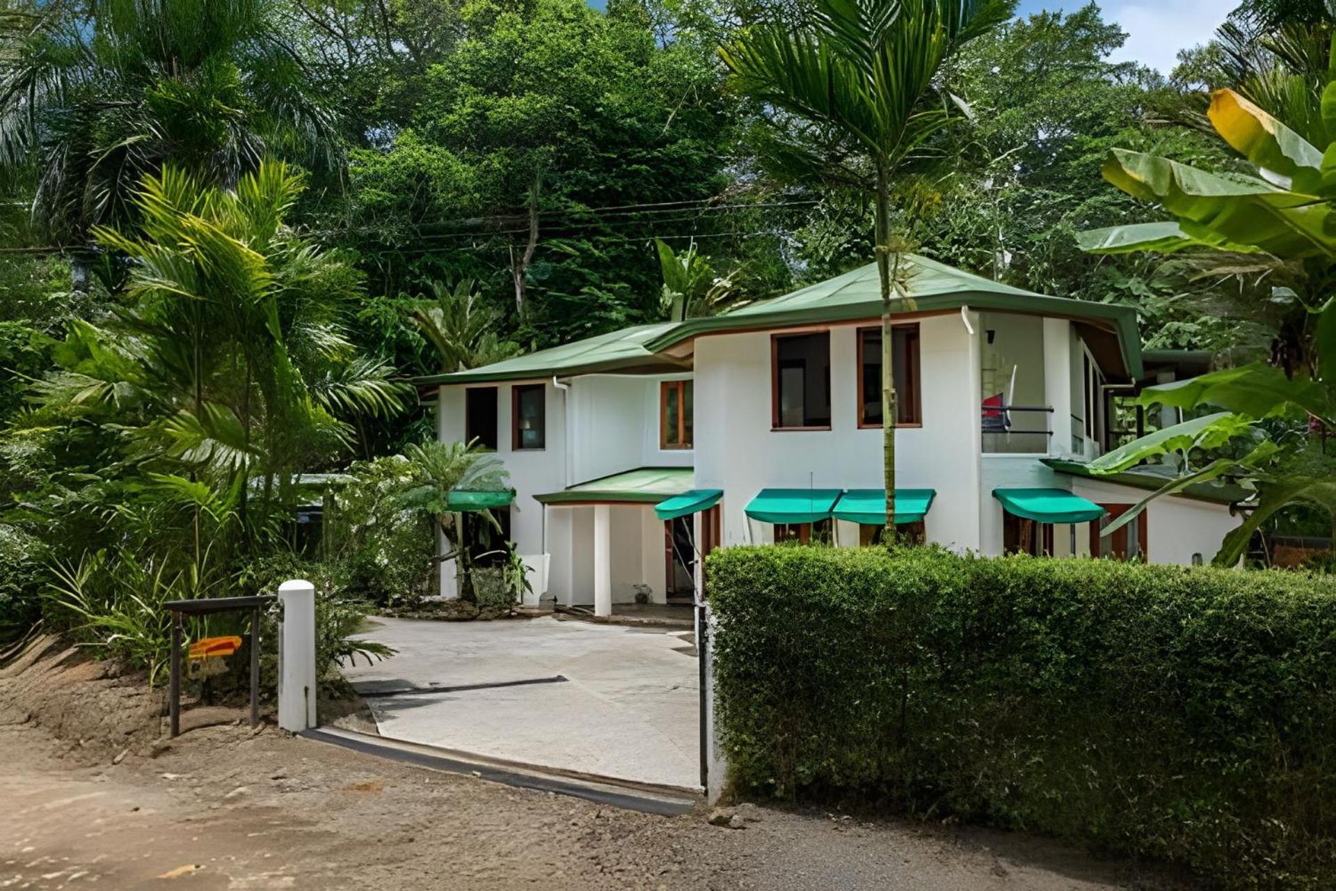The Jungle Inn Dominicalito Экстерьер фото